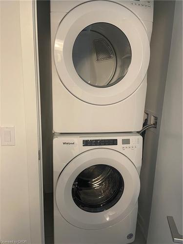 808-55 Duke Street W, Kitchener, ON - Indoor Photo Showing Laundry Room