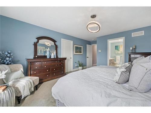 22 Marty Lane, New Hamburg, ON - Indoor Photo Showing Bedroom