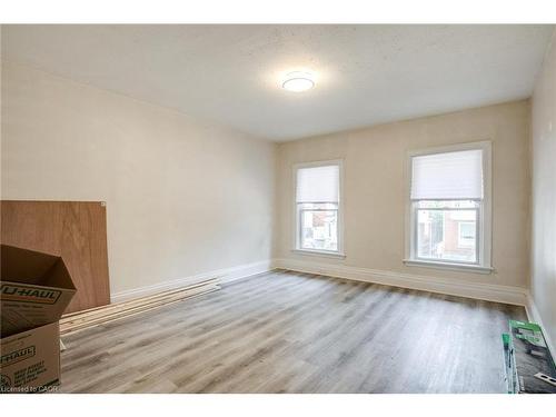 16 Eastbourne Avenue, Hamilton, ON - Indoor Photo Showing Other Room