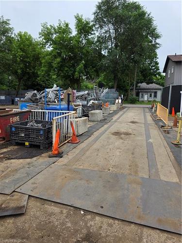 142 Charlotte Street, Brantford, ON 