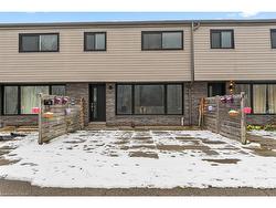 212-250 Montmorency Drive  Hamilton, ON L8K 5H1