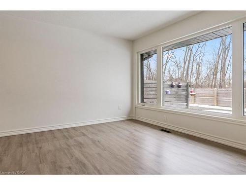 212-250 Montmorency Drive, Hamilton, ON - Indoor Photo Showing Other Room