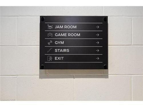 221-120 Huron Street, Guelph, ON - Indoor Photo Showing Other Room