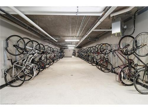 221-120 Huron Street, Guelph, ON - Indoor Photo Showing Garage