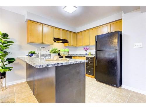 57 Garth Massey Drive, Cambridge, ON - Indoor Photo Showing Kitchen