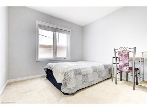 57 Garth Massey Drive, Cambridge, ON - Indoor Photo Showing Bedroom