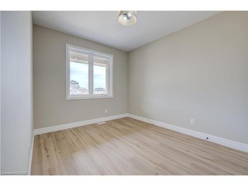 117 Pugh Street, Milverton, ON - Indoor Photo Showing Other Room