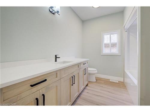 117 Pugh Street, Milverton, ON - Indoor Photo Showing Bathroom