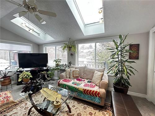 62 Lewis Crescent, Kitchener, ON - Indoor