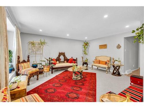 62 Lewis Crescent, Kitchener, ON - Indoor Photo Showing Other Room