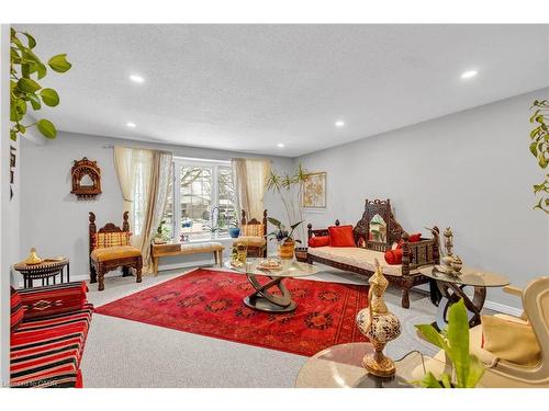 62 Lewis Crescent, Kitchener, ON - Indoor