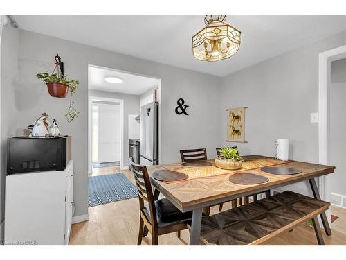 62 Lewis Crescent, Kitchener, ON - Indoor Photo Showing Dining Room