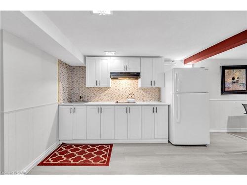 62 Lewis Crescent, Kitchener, ON - Indoor Photo Showing Kitchen