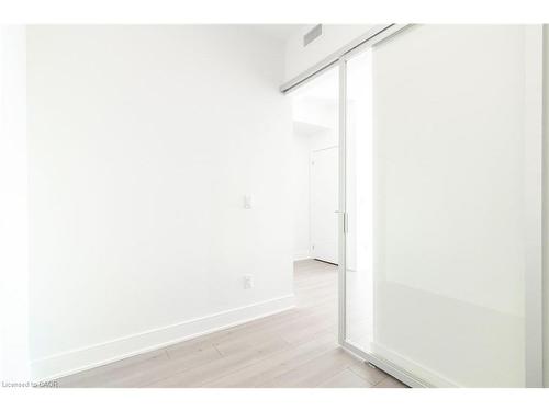 2114-25 Wellington Street S, Kitchener, ON - Indoor