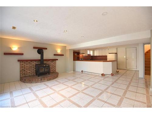 689 Penny Lane, Burlington, ON - Indoor