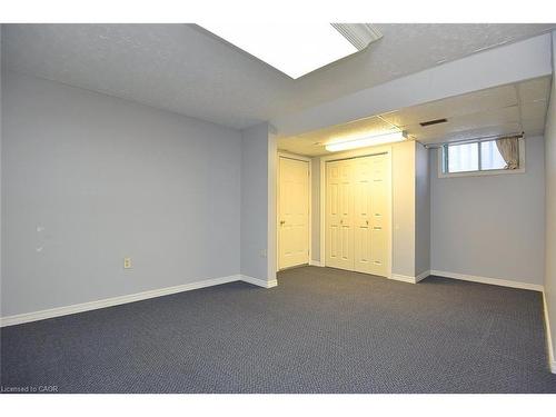 689 Penny Lane, Burlington, ON - Indoor