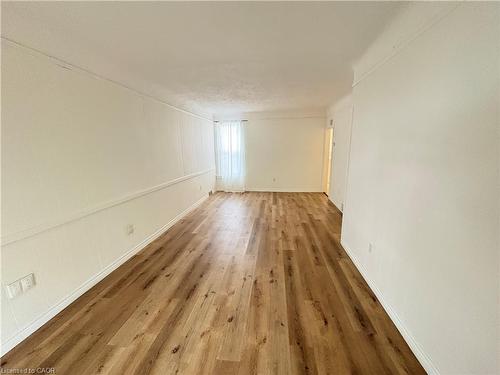 281 Wentworth Street N, Hamilton, ON - Indoor Photo Showing Other Room