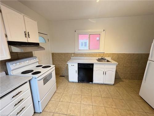 281 Wentworth Street N, Hamilton, ON - Indoor Photo Showing Kitchen