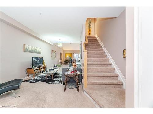 7 Glory Hill Road, St. Catharines, ON - Indoor Photo Showing Other Room