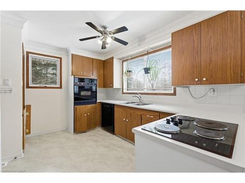 6780 Mcniven Road, Burlington, ON - Indoor Photo Showing Kitchen With Double Sink