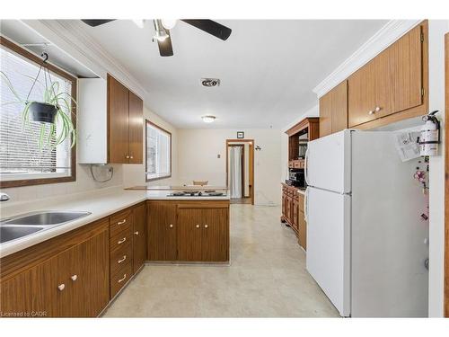 6780 Mcniven Road, Burlington, ON - Indoor Photo Showing Kitchen With Double Sink