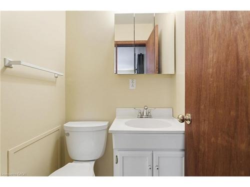 6780 Mcniven Road, Burlington, ON - Indoor Photo Showing Bathroom
