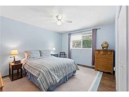 6780 Mcniven Road, Burlington, ON - Indoor Photo Showing Bedroom