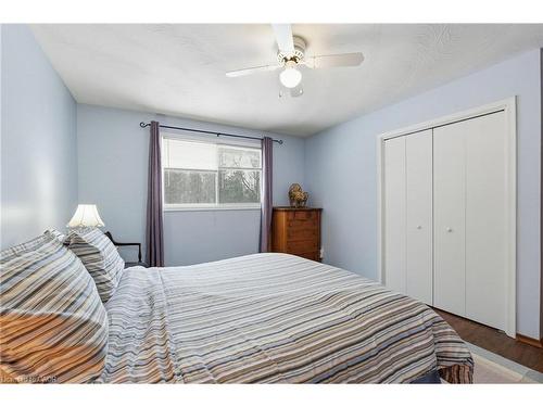 6780 Mcniven Road, Burlington, ON - Indoor Photo Showing Bedroom
