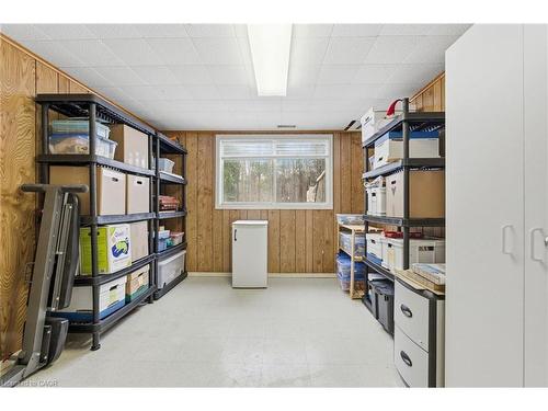 6780 Mcniven Road, Burlington, ON - Indoor