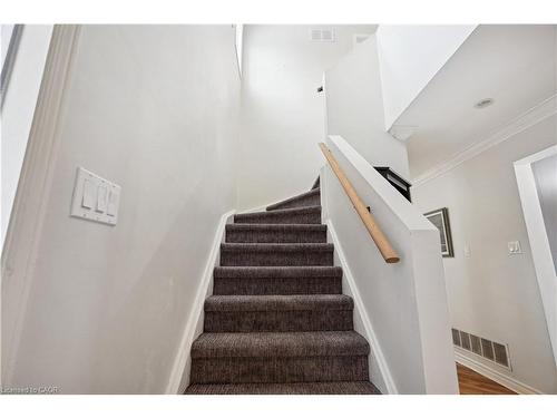 7 Birchway Place, Acton, ON - Indoor Photo Showing Other Room