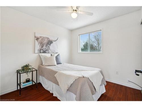 7 Birchway Place, Acton, ON - Indoor Photo Showing Bedroom