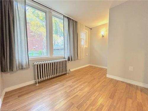 1-24 Burris Street, Hamilton, ON - Indoor Photo Showing Other Room