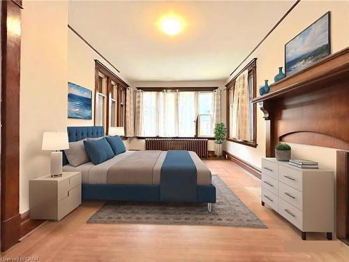 1-24 Burris Street, Hamilton, ON - Indoor Photo Showing Bedroom