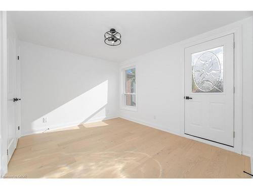 285 Charlton Avenue W, Hamilton, ON - Indoor Photo Showing Other Room