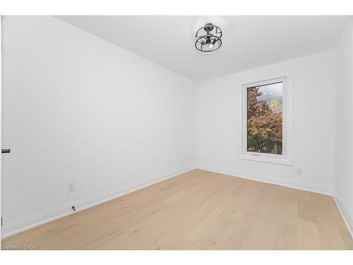 285 Charlton Avenue W, Hamilton, ON - Indoor Photo Showing Other Room