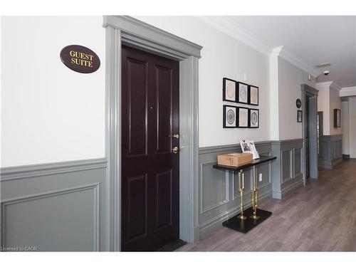 701-255 Keats Way, Waterloo, ON - Indoor Photo Showing Other Room