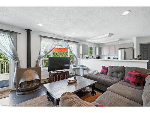 1912 Muskoka Road, Gravenhurst, ON 