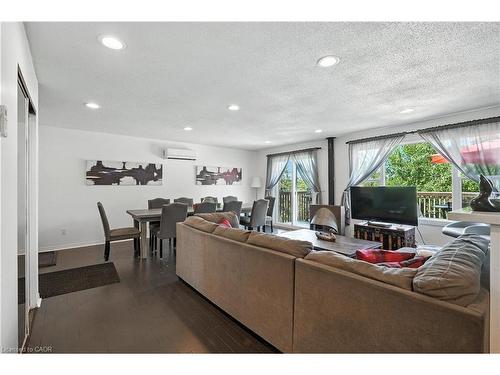 1912 Muskoka Road, Gravenhurst, ON 