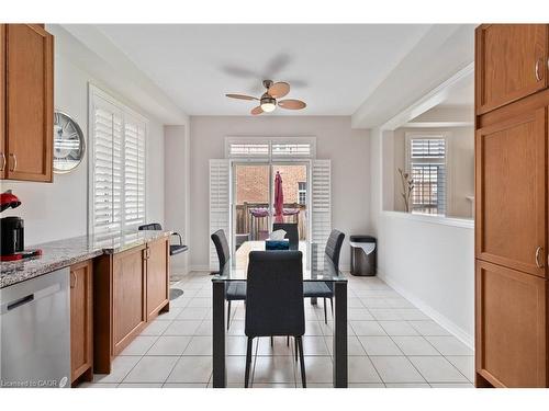 573 Gardenbrook Avenue, Oakville, ON - Indoor