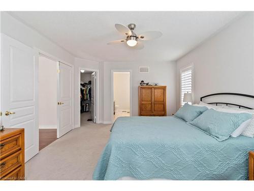 573 Gardenbrook Avenue, Oakville, ON - Indoor Photo Showing Bedroom