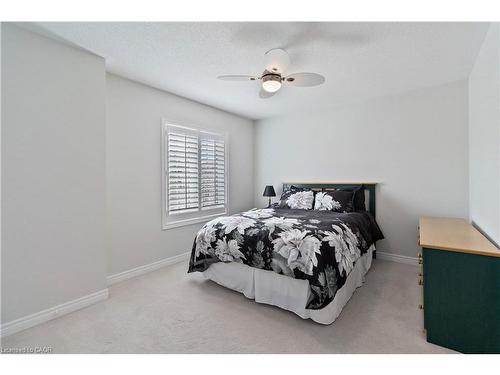573 Gardenbrook Avenue, Oakville, ON - Indoor Photo Showing Bedroom