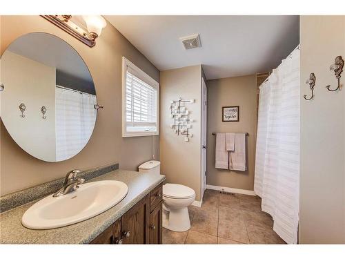 137 Liebler Street, Tavistock, ON - Indoor Photo Showing Bathroom