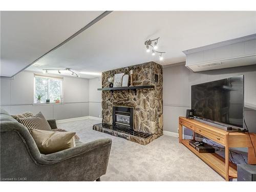 1216 De Quincy Crescent, Burlington, ON - Indoor Photo Showing Living Room With Fireplace