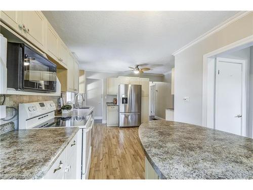 1216 De Quincy Crescent, Burlington, ON - Indoor Photo Showing Kitchen