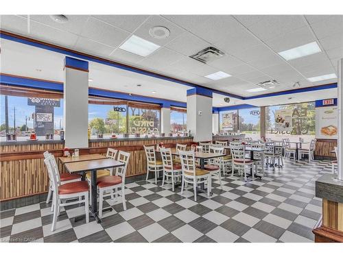 156 Dundas Street E, Paris, ON 