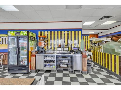 156 Dundas Street E, Paris, ON 