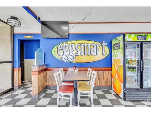 156 Dundas Street E, Paris, ON 