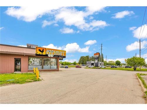 156 Dundas Street E, Paris, ON 