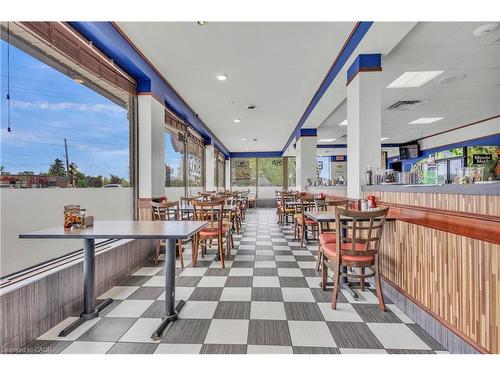 156 Dundas Street E, Paris, ON 