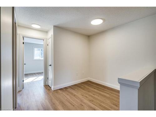 14 Olivia Place, Ancaster, ON - Indoor Photo Showing Other Room